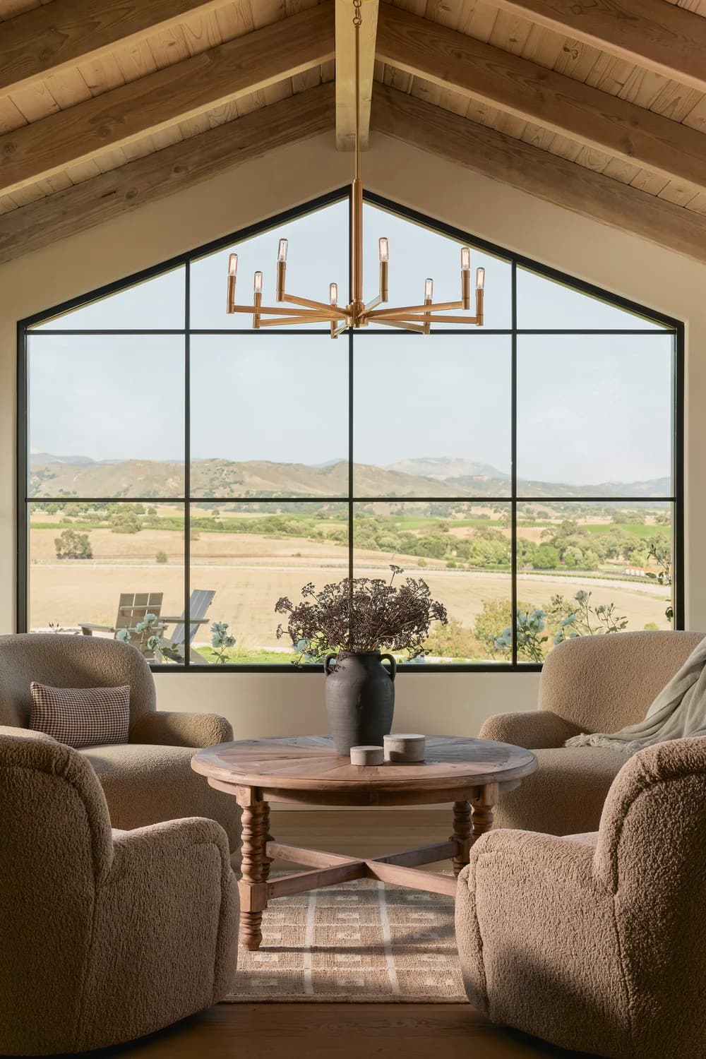 Editorial interior — 5501 Baseline Avenue