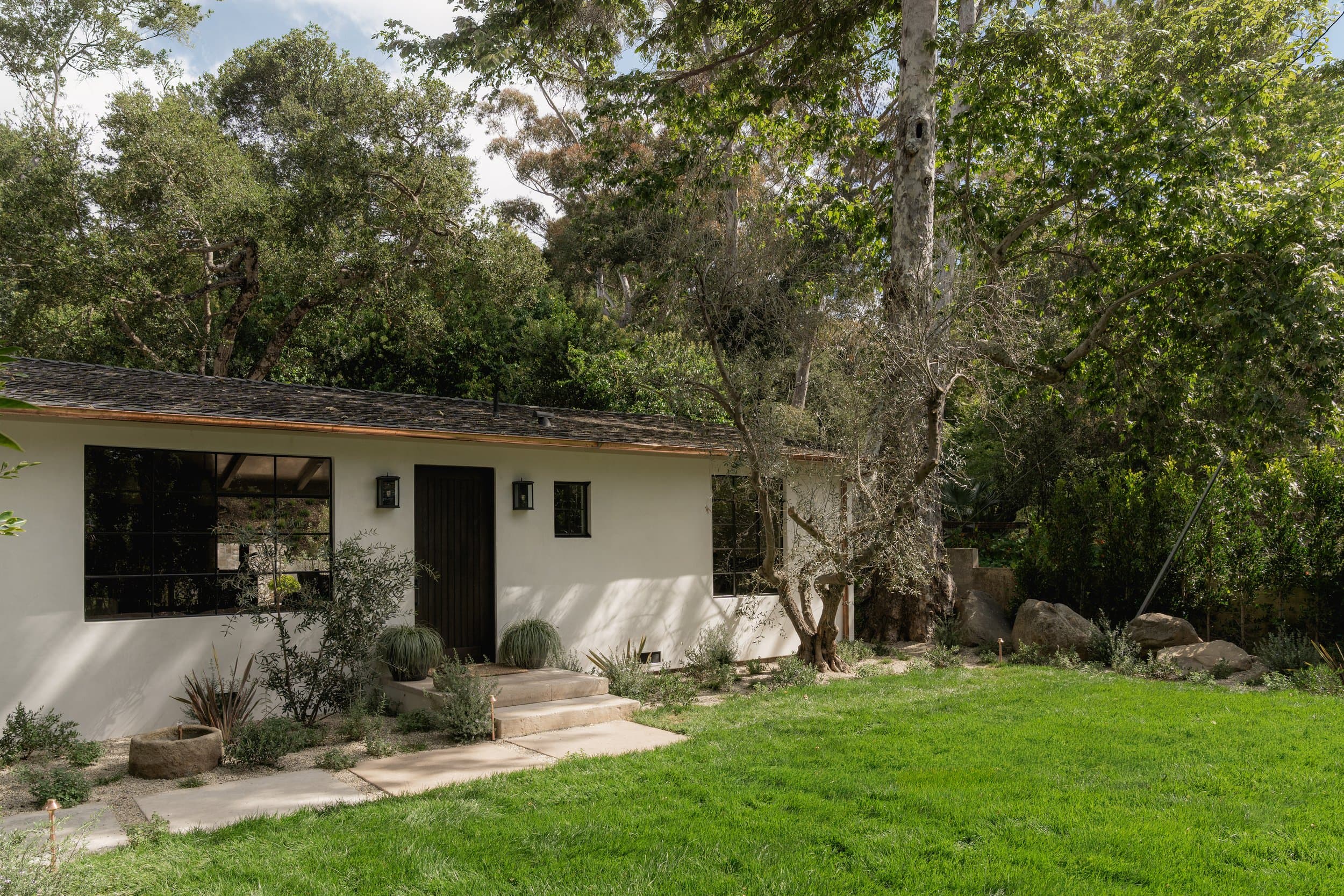 159 Loureyro Road