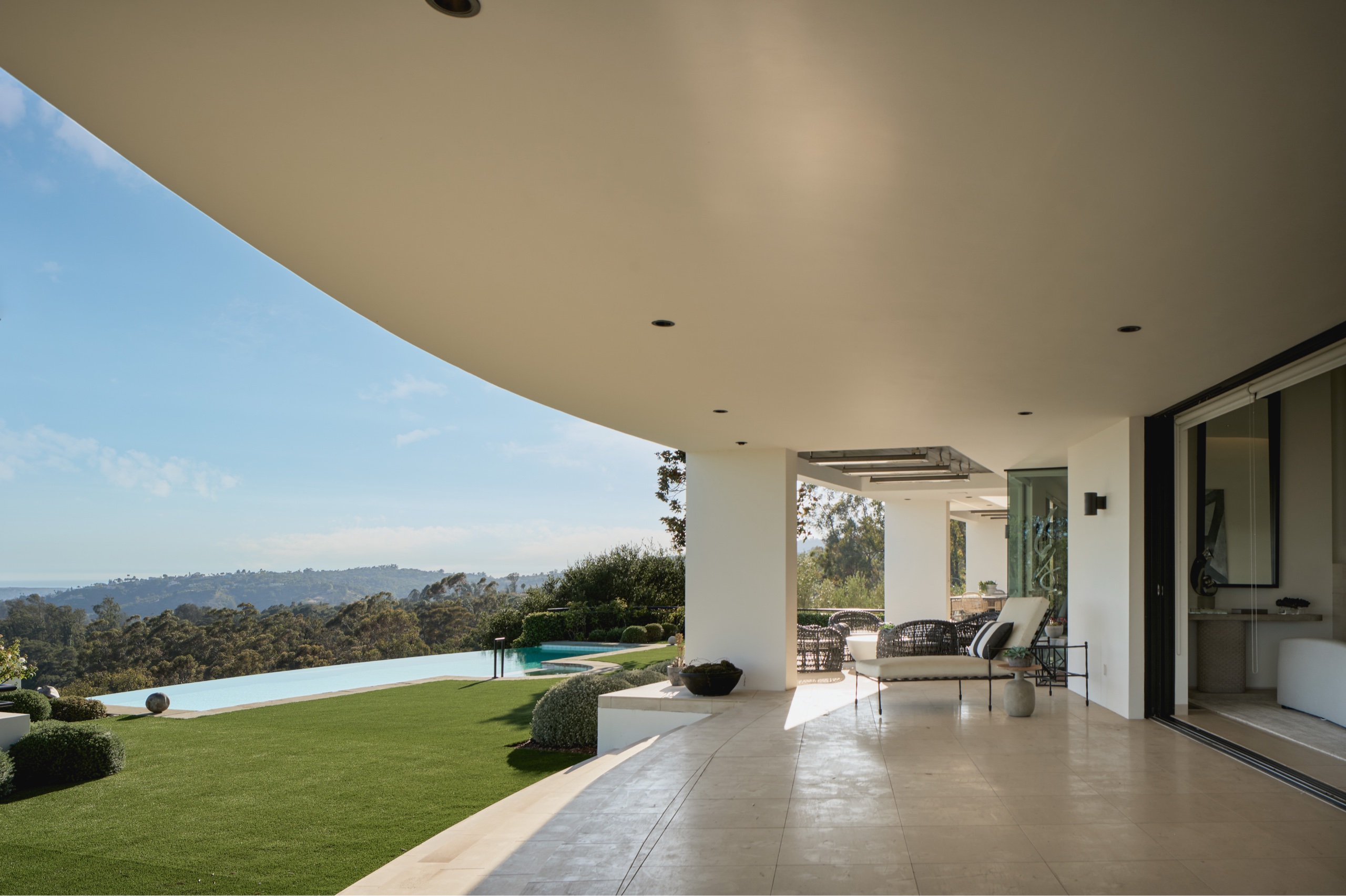 1130 East Mountain Drive — photo 15