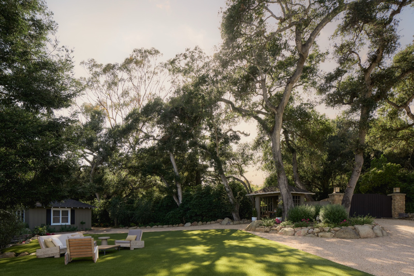 1650 East Valley Road — photo 44