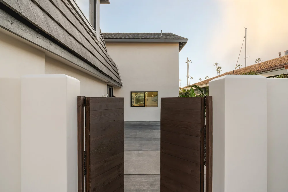 2851 Seahorse Avenue — photo 4